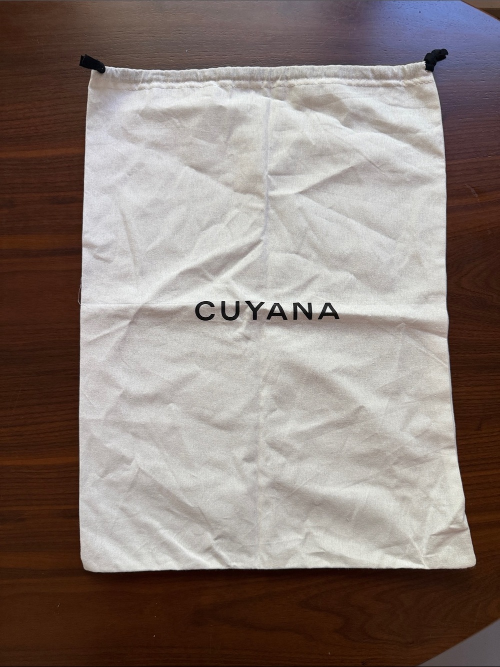Cuyana Cream 14x20” Cotton Drawstring Dustbag Bag with Black Accents